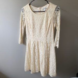 3/4  Lacy Dress
